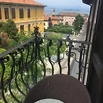 Marie Rose Luxury & * Desenzano del Garda