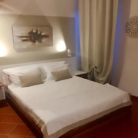 Marie Rose Luxury B&b&apartment Couette-café Desenzano del Garda
