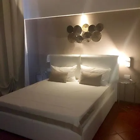 Marie Rose Luxury B&b&apartment Desenzano del Garda